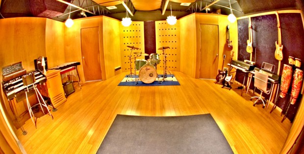 EBS Tracking Room